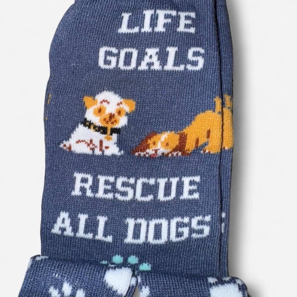 Life Goals Rescue Dogs Matching Pet & Owner Socks Set - Picture 3 of 6